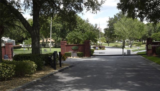 236 RUBY LAKE LANE, Winter Haven, FL 33884