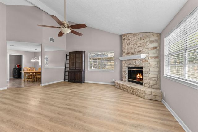 102 N Austin ST, Buda, TX 78610