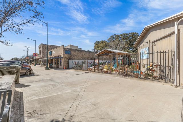 102 N Austin ST, Buda, TX 78610