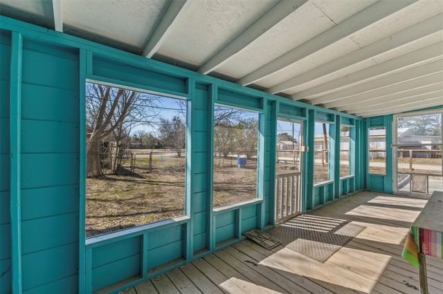 102 N Austin ST, Buda, TX 78610