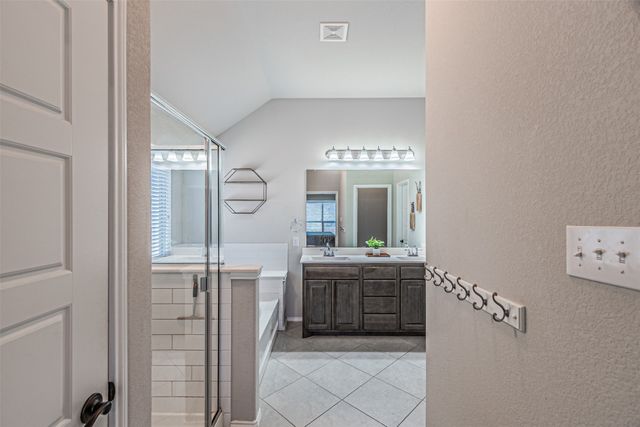 2504 Doe Run, Weatherford, TX 76087