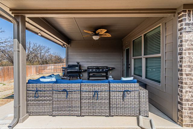 2504 Doe Run, Weatherford, TX 76087