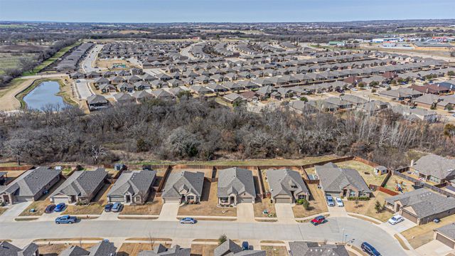 2504 Doe Run, Weatherford, TX 76087