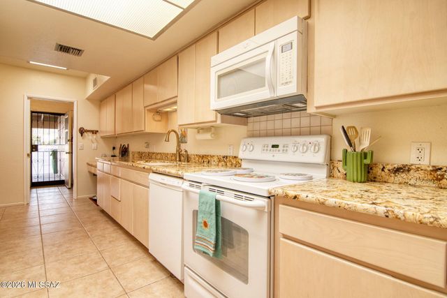 10075 N Oro Place, Oro Valley, AZ 85737