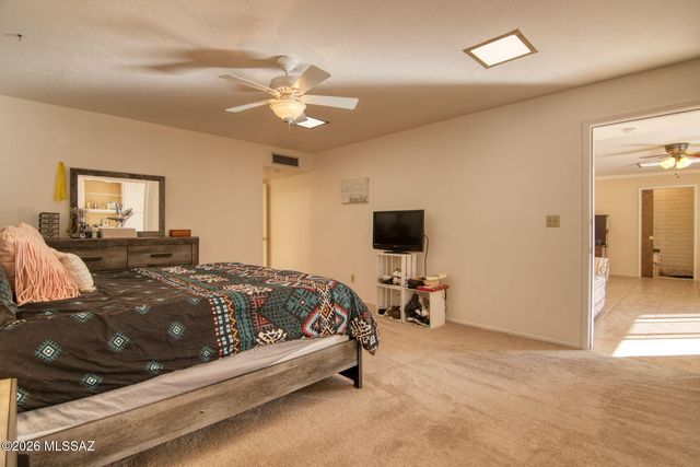 10075 N Oro Place, Oro Valley, AZ 85737