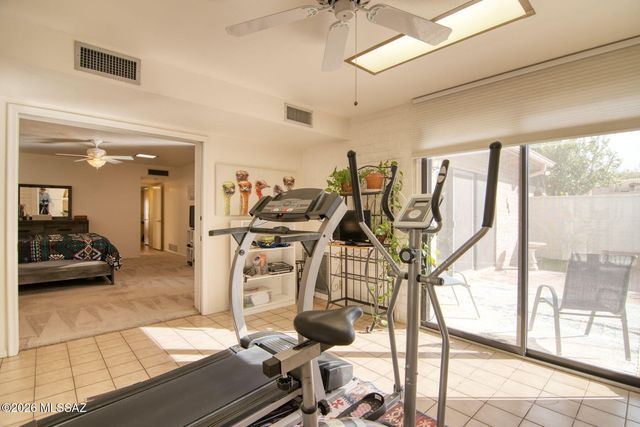 10075 N Oro Place, Oro Valley, AZ 85737