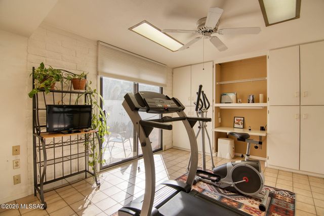 10075 N Oro Place, Oro Valley, AZ 85737