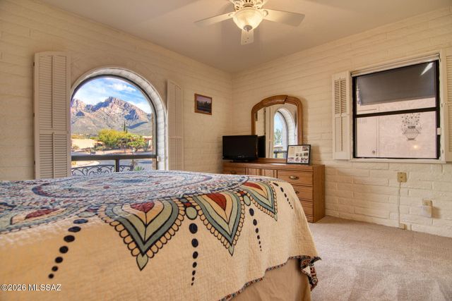 10075 N Oro Place, Oro Valley, AZ 85737