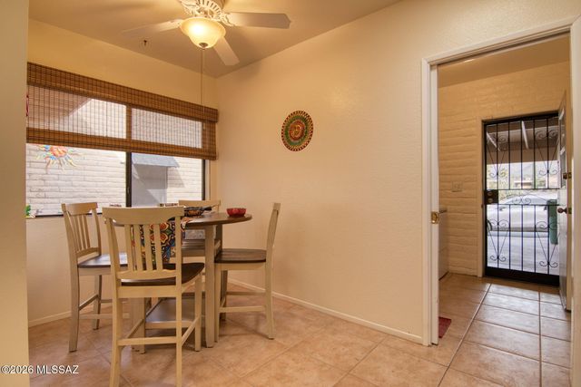 10075 N Oro Place, Oro Valley, AZ 85737