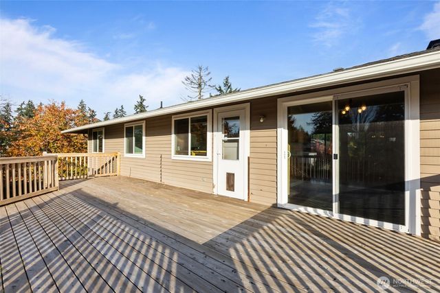 15722 16th Avenue Ct E, Tacoma, WA 98445