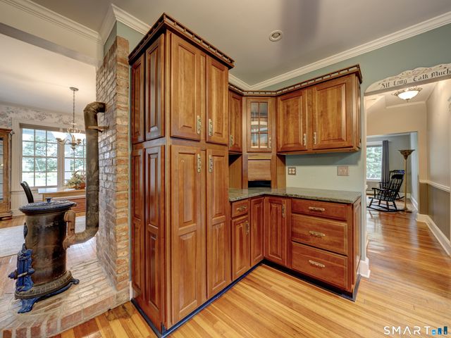 43 South Street, Morris, CT 06763