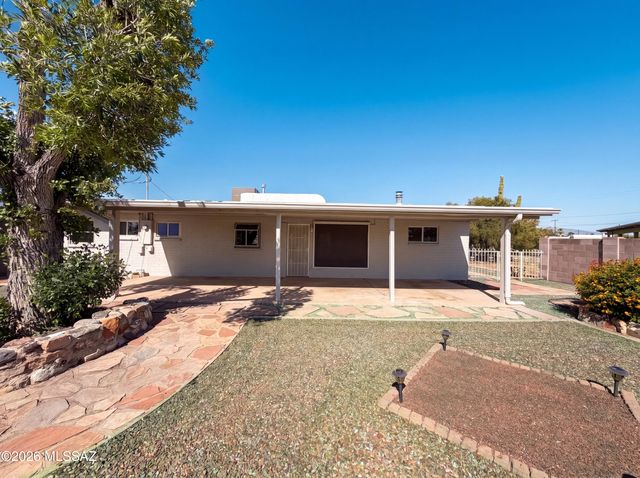 650 S Kenyon Drive, Tucson, AZ 85710