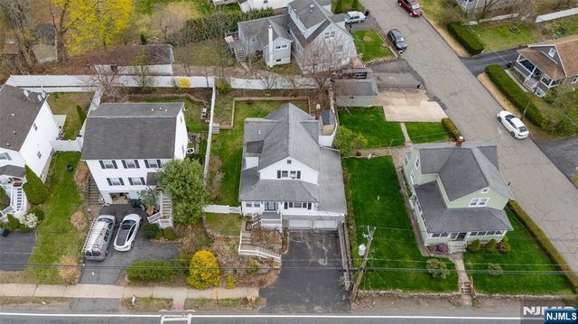111 Ramapo Valley Road, Mahwah, NJ 07430