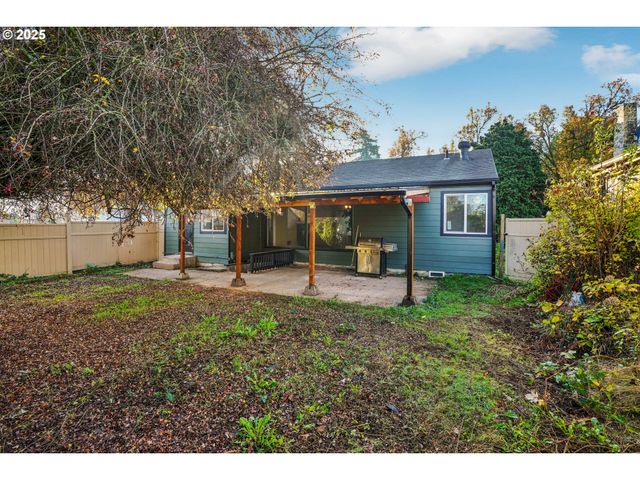 1315 N RUSSET St, Portland, OR 97217