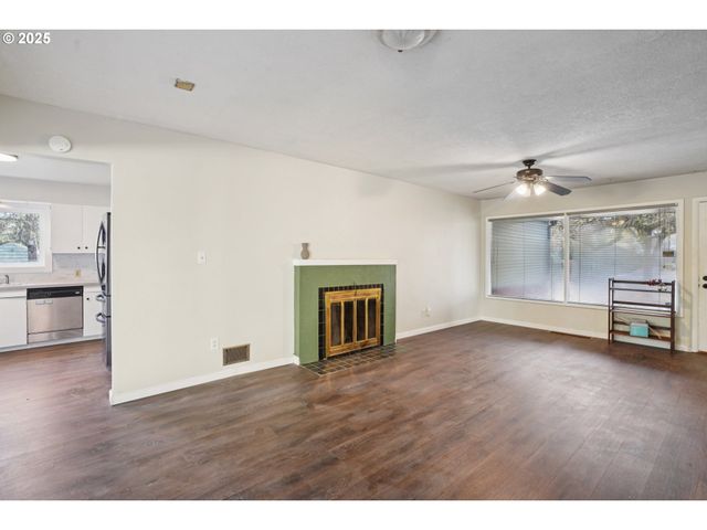 1315 N RUSSET St, Portland, OR 97217