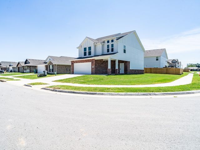 2161 Wildflower Drive, Centerton, AR 72719