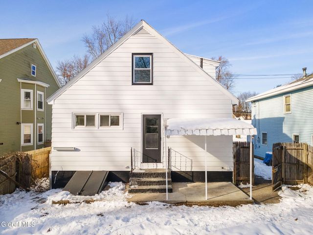 152 Chiswell Road, Schenectady, NY 12304