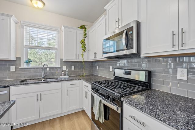 415 Kerr Lake Road, Aberdeen, NC 28315