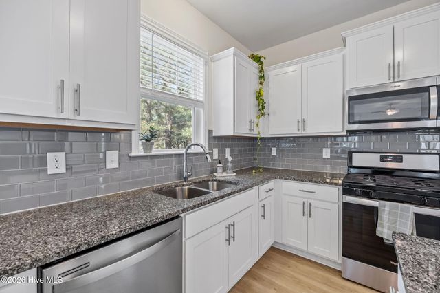 415 Kerr Lake Road, Aberdeen, NC 28315