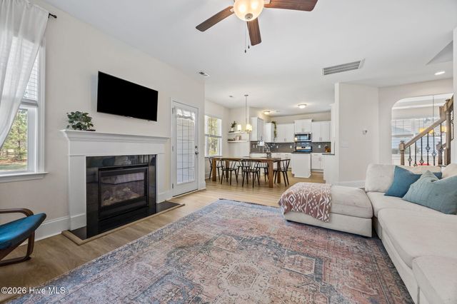 415 Kerr Lake Road, Aberdeen, NC 28315