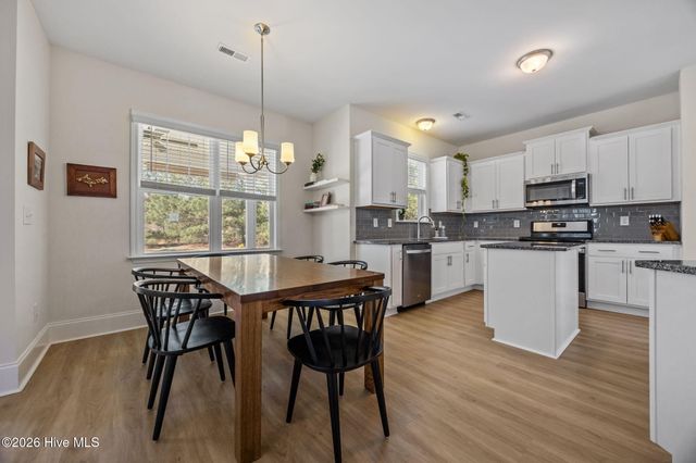 415 Kerr Lake Road, Aberdeen, NC 28315