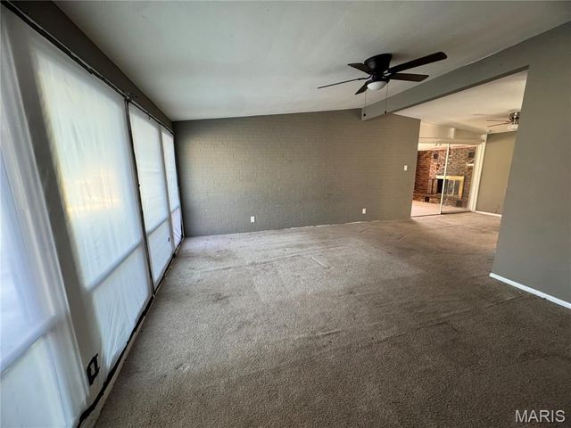 8330 Red Fir Drive, Berkeley, MO 63134