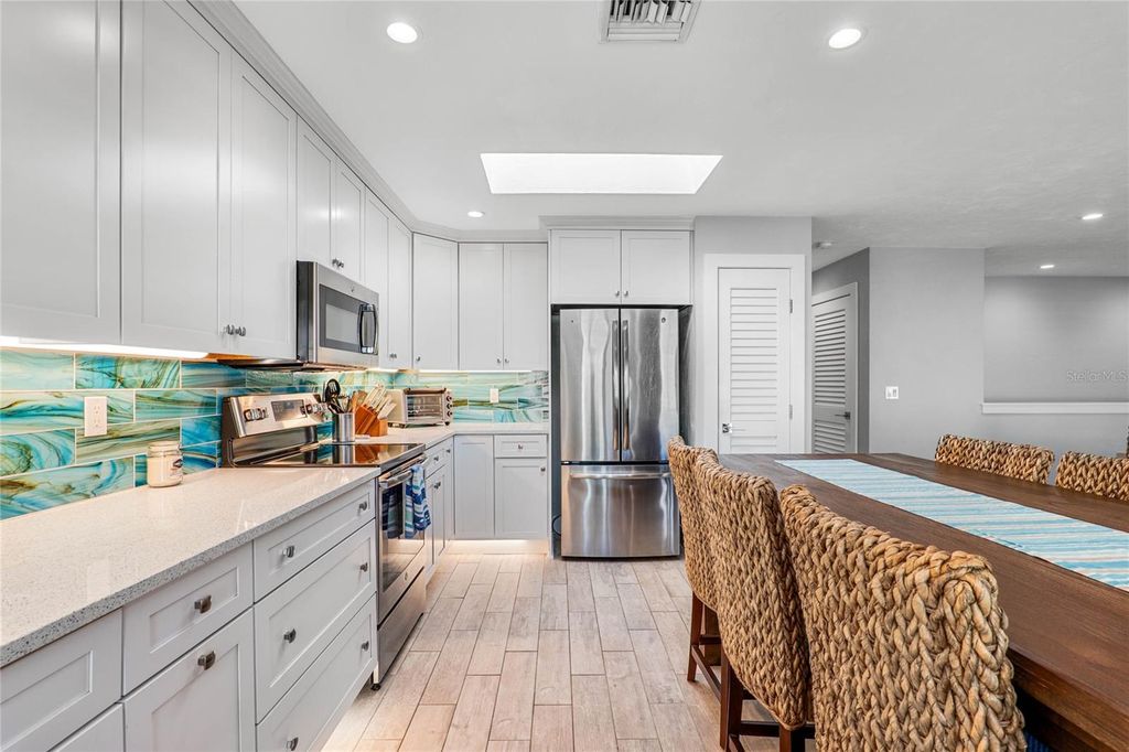 Image 17 of property listing at 6912 S ATLANTIC AVENUE, New Smyrna Beach, FL 32169