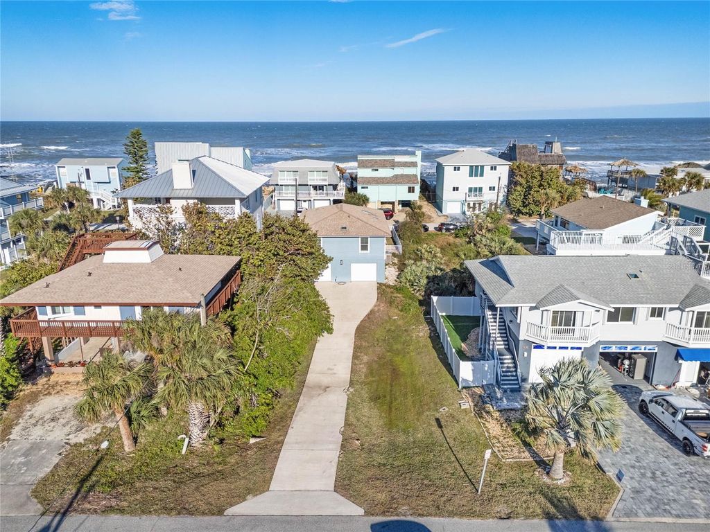 Image 35 of property listing at 6912 S ATLANTIC AVENUE, New Smyrna Beach, FL 32169