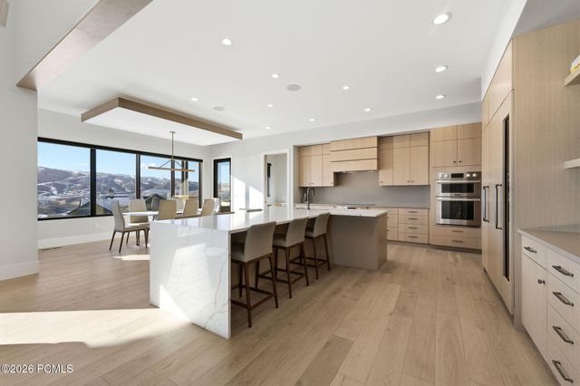 1105 E Longview Dr, Hideout, UT 84036