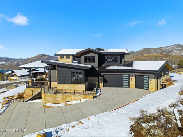 1105 E Longview Dr, Hideout, UT 84036