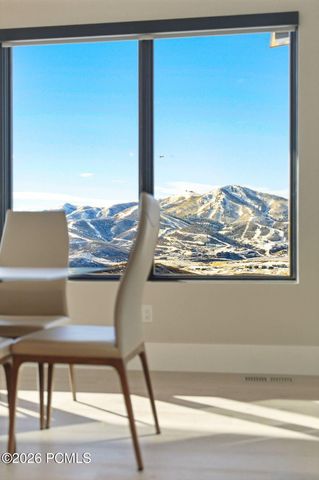 1105 E Longview Dr, Hideout, UT 84036