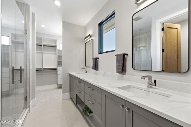 1105 E Longview Dr, Hideout, UT 84036