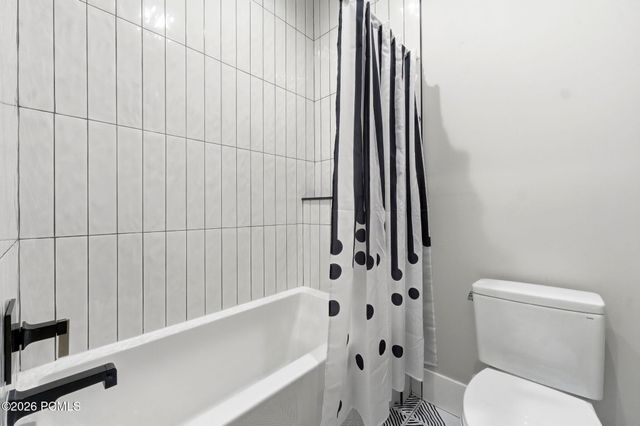 1105 E Longview Dr, Hideout, UT 84036