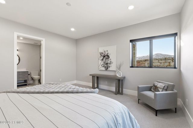 1105 E Longview Dr, Hideout, UT 84036