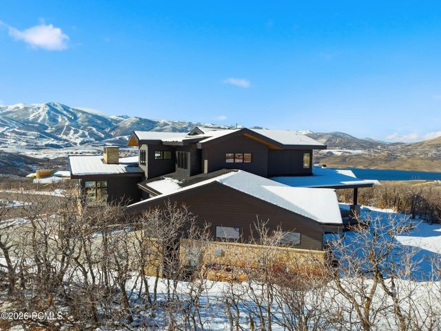 1105 E Longview Dr, Hideout, UT 84036