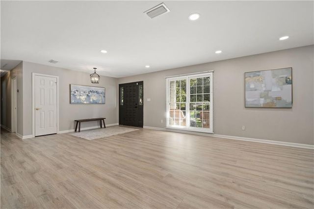 424 Hounds Run W, Mobile, AL 36608