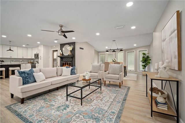 424 Hounds Run W, Mobile, AL 36608
