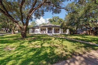 424 Hounds Run W, Mobile, AL 36608