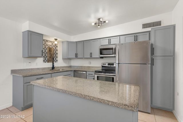 3126 N Presidio Circle, Tucson, AZ 85716