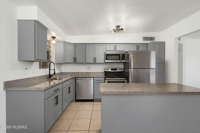 3126 N Presidio Circle, Tucson, AZ 85716