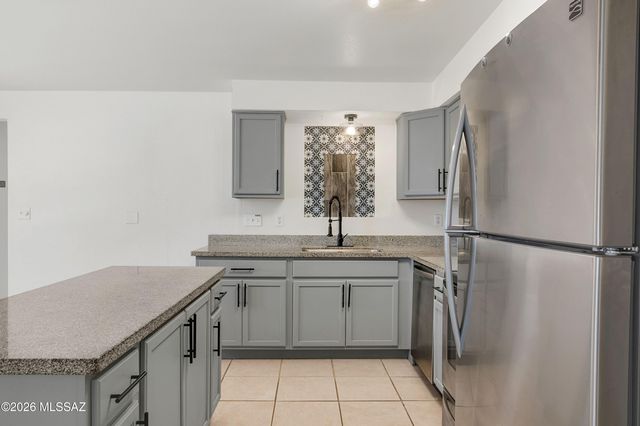 3126 N Presidio Circle, Tucson, AZ 85716