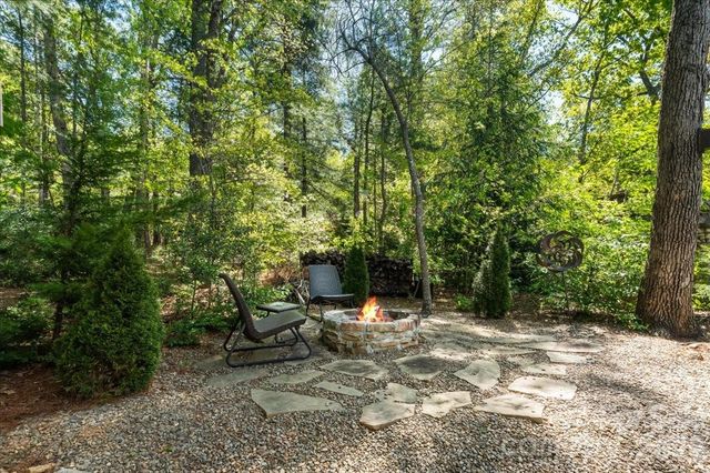 15 Quail Hollow Drive, Arden, NC 28704