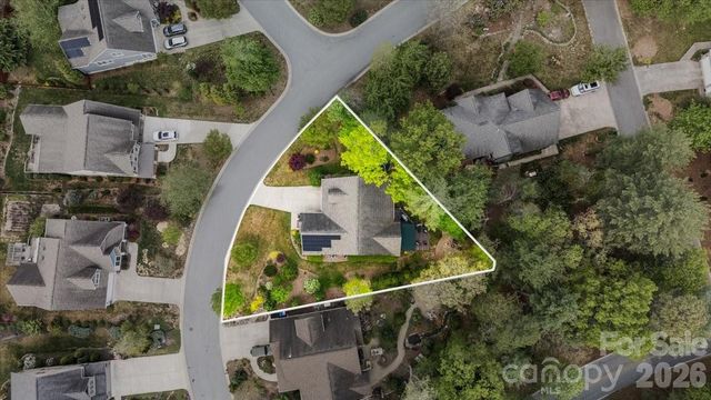 15 Quail Hollow Drive, Arden, NC 28704