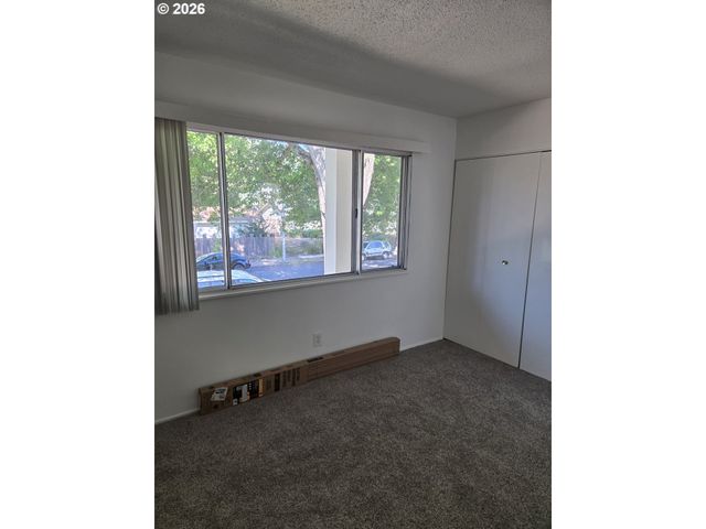 7720 Sw BEL-AIRE Dr, Beaverton, OR 97008