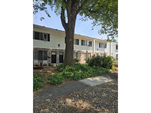 7720 Sw BEL-AIRE Dr, Beaverton, OR 97008