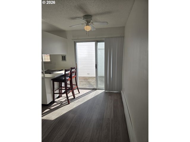 7720 Sw BEL-AIRE Dr, Beaverton, OR 97008