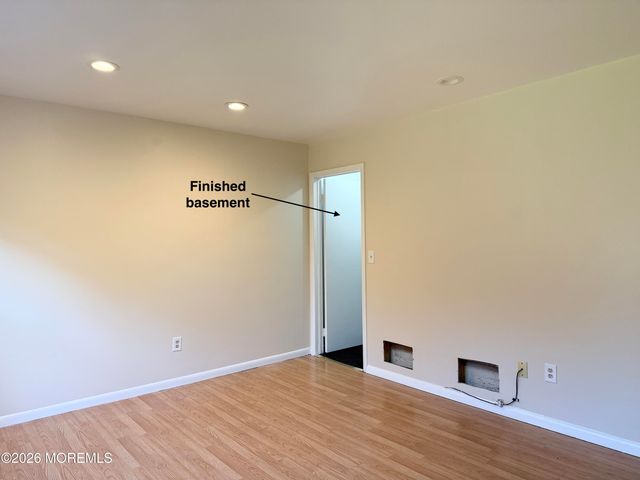 18 Dogwood Drive, Edison, NJ 08820