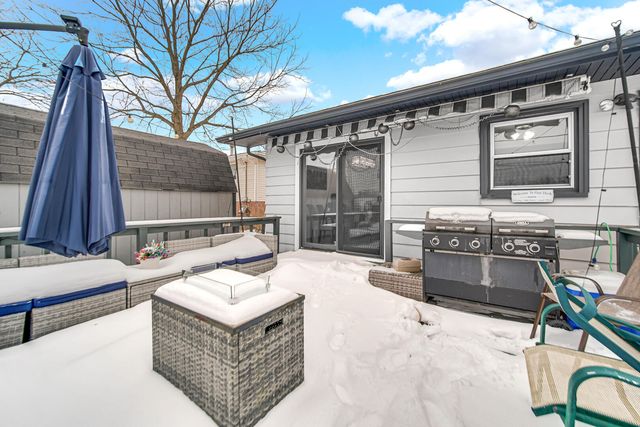 2812 W 60th Drive, Merrillville, IN 46410