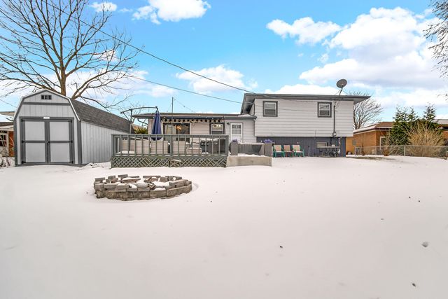 2812 W 60th Drive, Merrillville, IN 46410