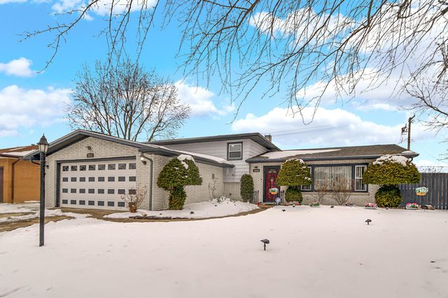 2812 W 60th Drive, Merrillville, IN 46410